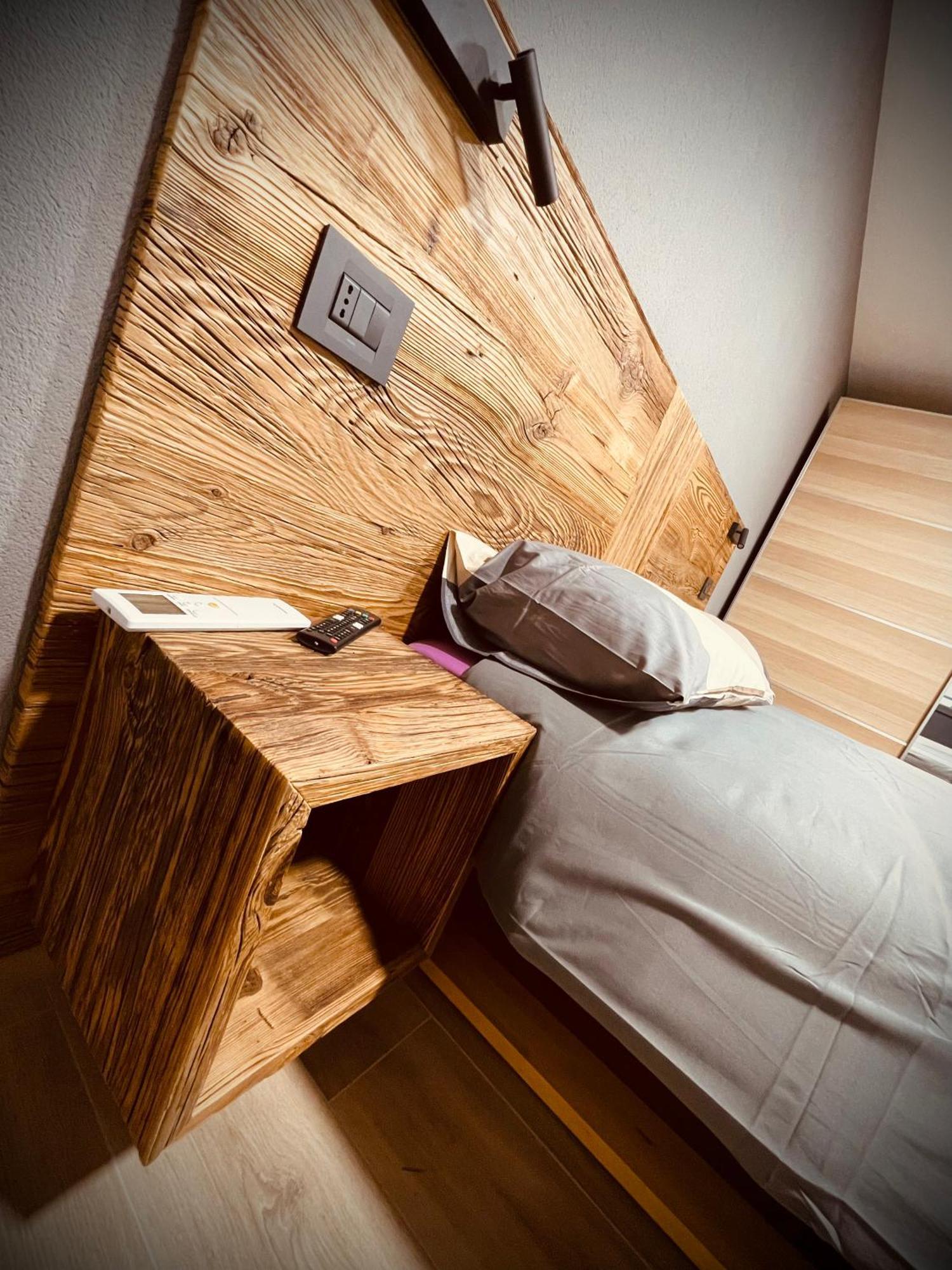 Alpine Hut Apartment Pont-Saint-Martin Ngoại thất bức ảnh